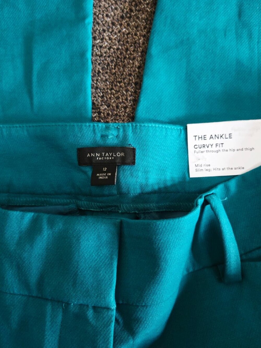 Ann Taylor Factory Teal Cropped Ankle Pants - Picture 4 of 5